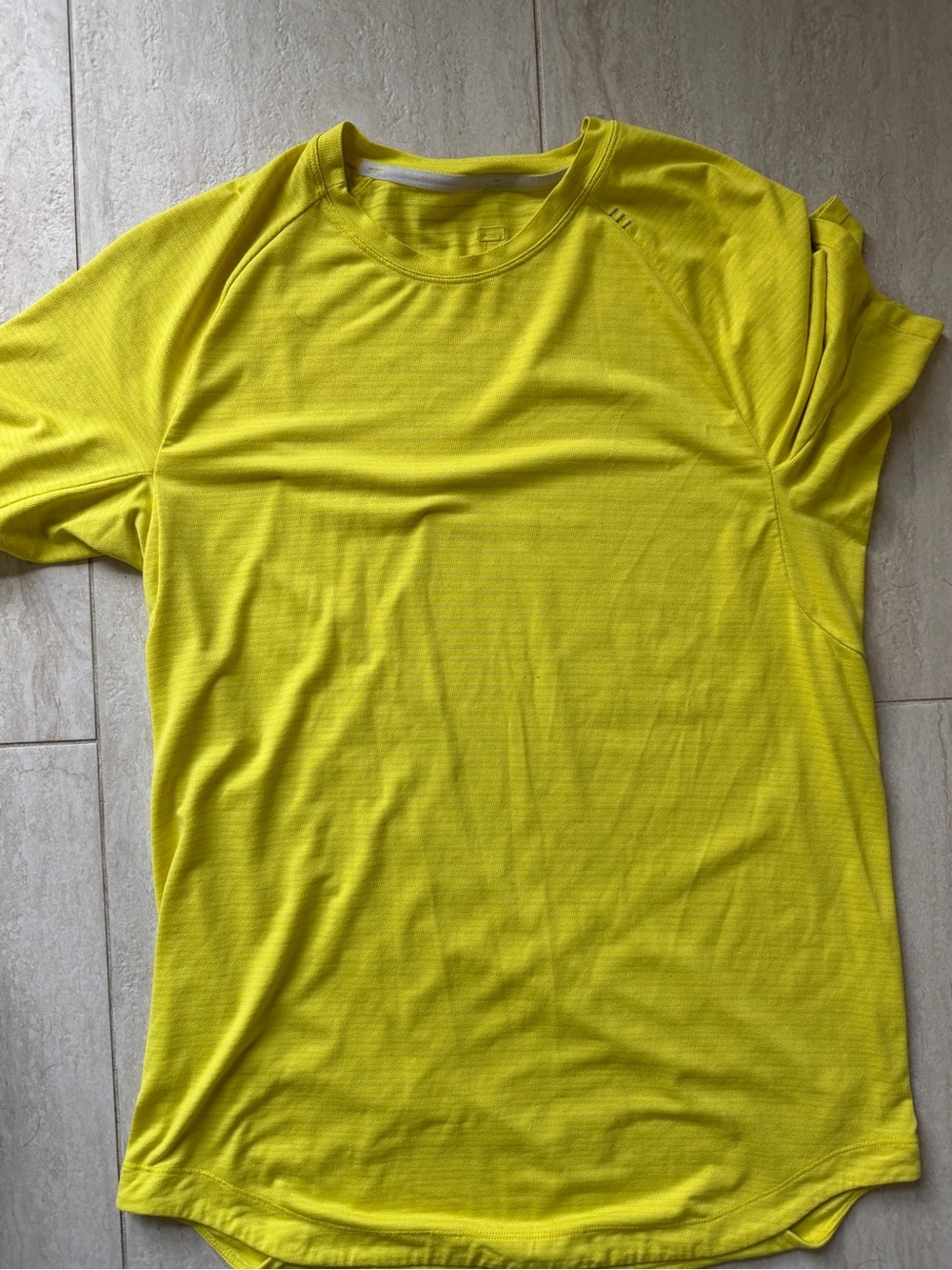 LULULEMON Men's Bright Yellow Performance Crew Neck Shirt